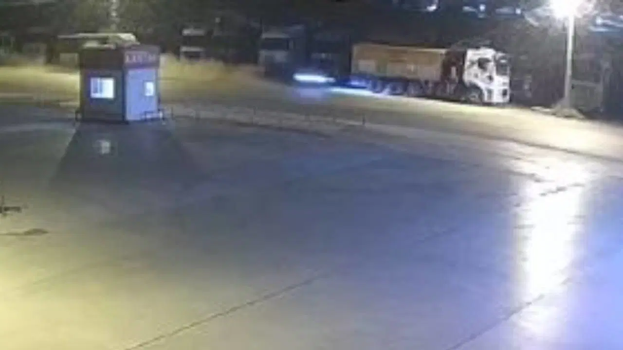 Başkentte korkunç kaza... Araçta bulunan 4 kişi hayatını kaybetti