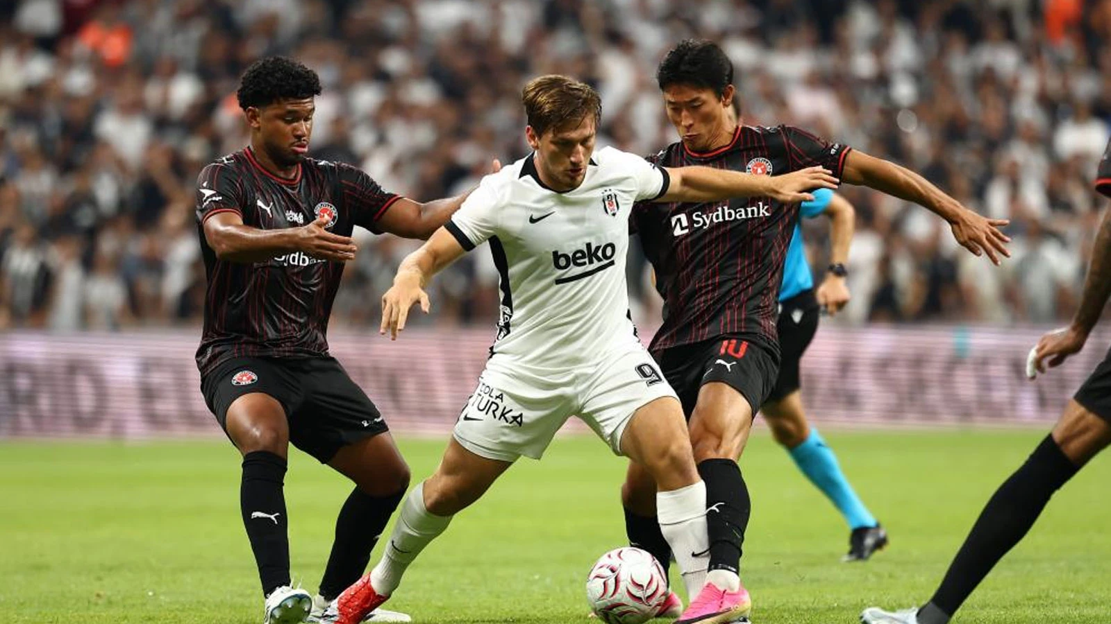 Semih Kılıçsoy, 1 yıl sonra Beşiktaş forması giydi