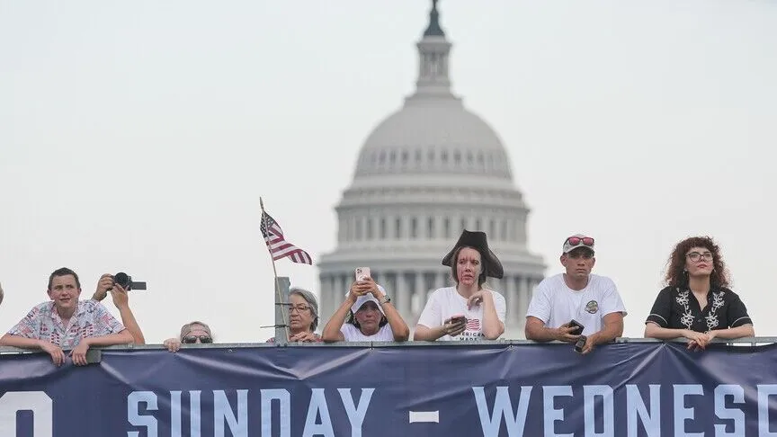Washington'da 4 Temmuz Bağımsızlık Günü etkinlikleri şiddetli fırtına nedeniyle yarıda kesildi