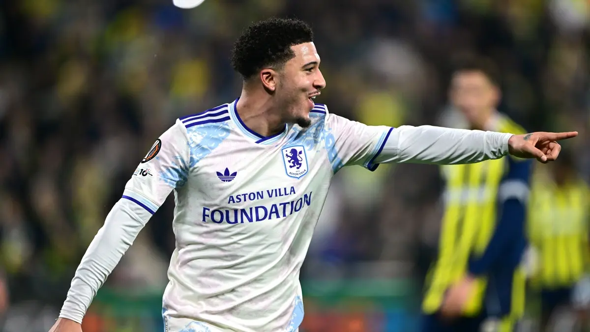 Türkiye ile adı anılmıştı... Jadon Sancho, Katar yolcusu
