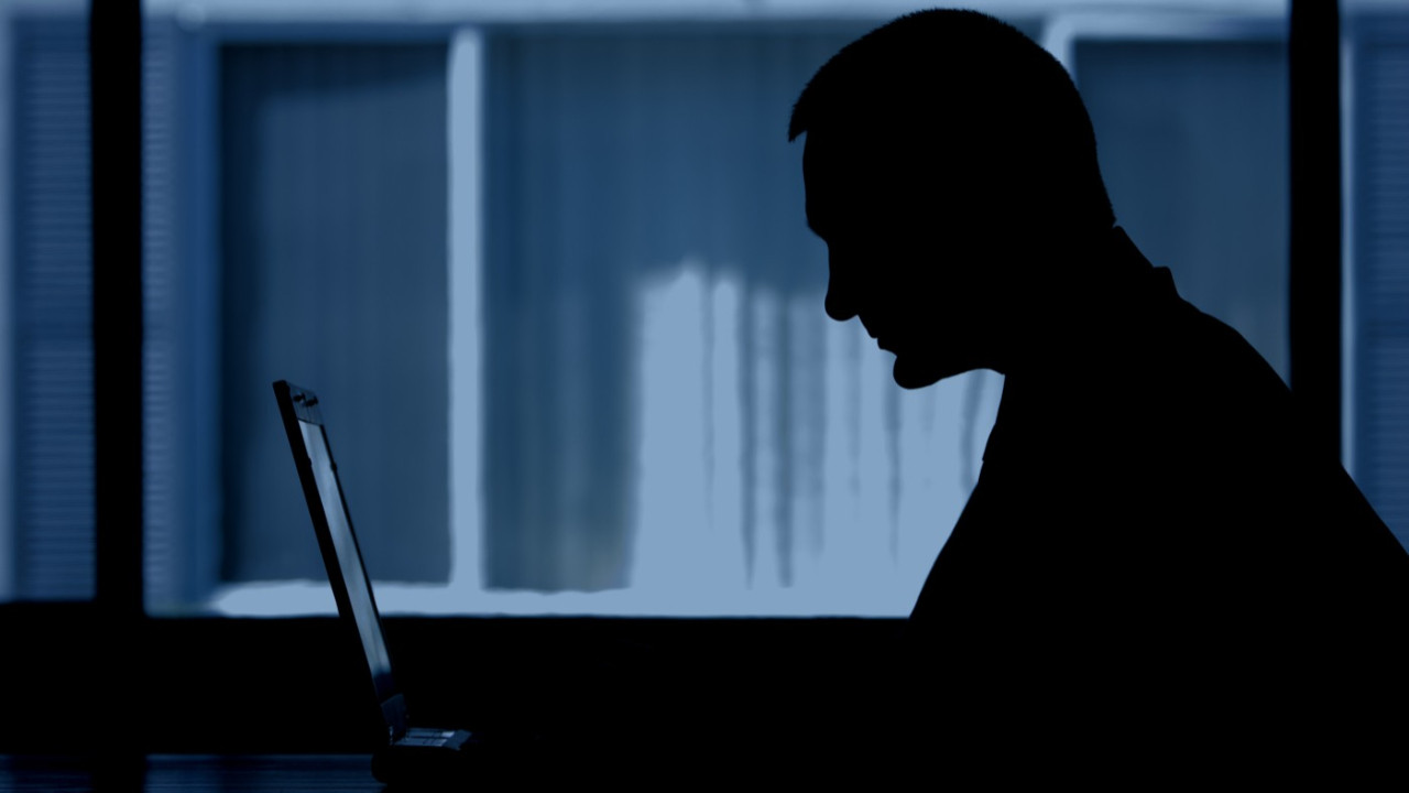 Kaspersky'den "teknoloji destekli istismar" raporu: Faillerin çoğu yakın çevreden, kadınlar kendilerini güvensiz hissediyor