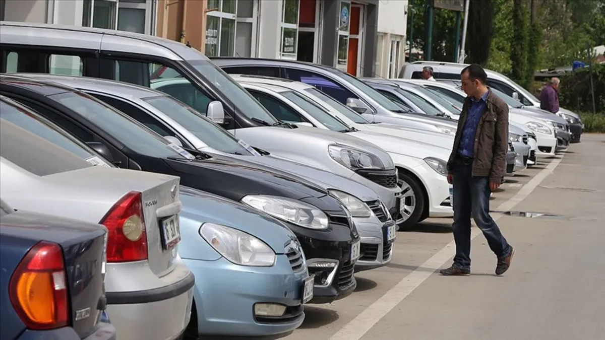 2. el araç piyasasında rüzgar terse döndü! Otomobil satışları sert çakıldı