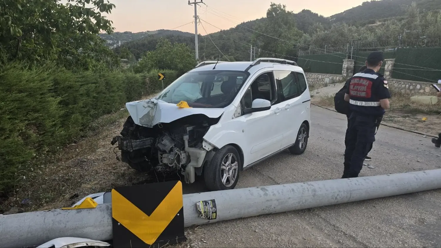 Bursa'da kazaya yardıma giden genç elektrik akımına kapılarak can verdi