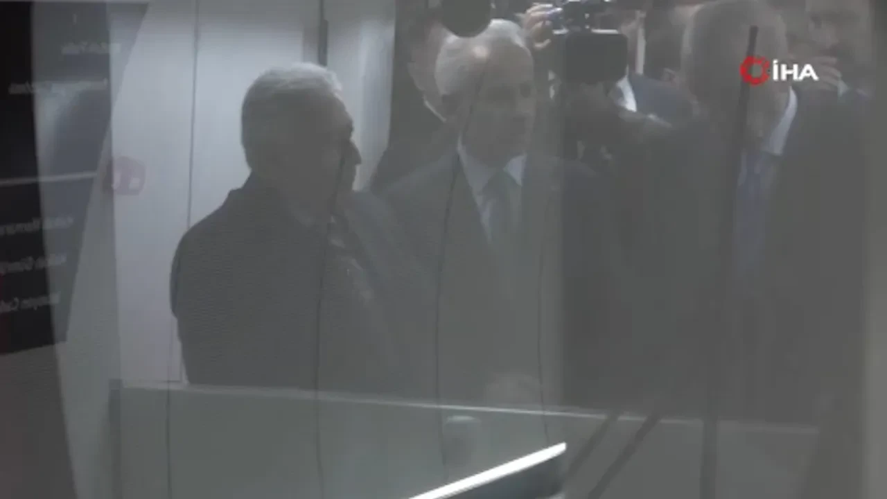 Cumhurbaşkanı Erdoğan, Halkalı-İstanbul Havalimanı metro hattı açılış törenine metro ile gitti