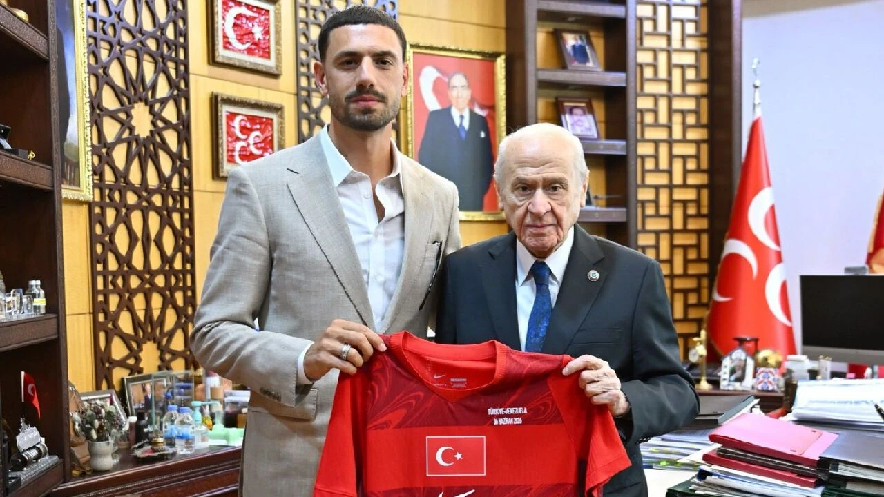 MHP Lideri Bahçeli, milli futbolcu Demiral’ı kabul etti