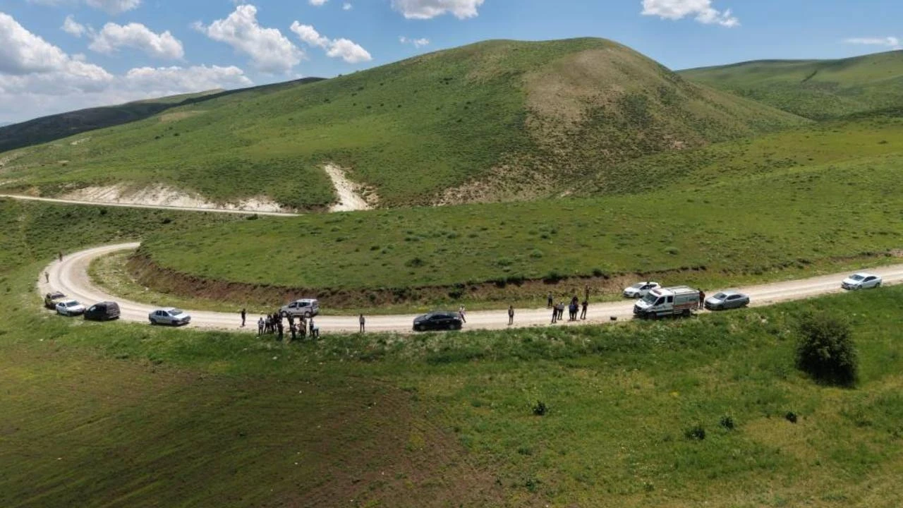Muş'ta kaybolan çobanı arama çalışmaları devam ediyor