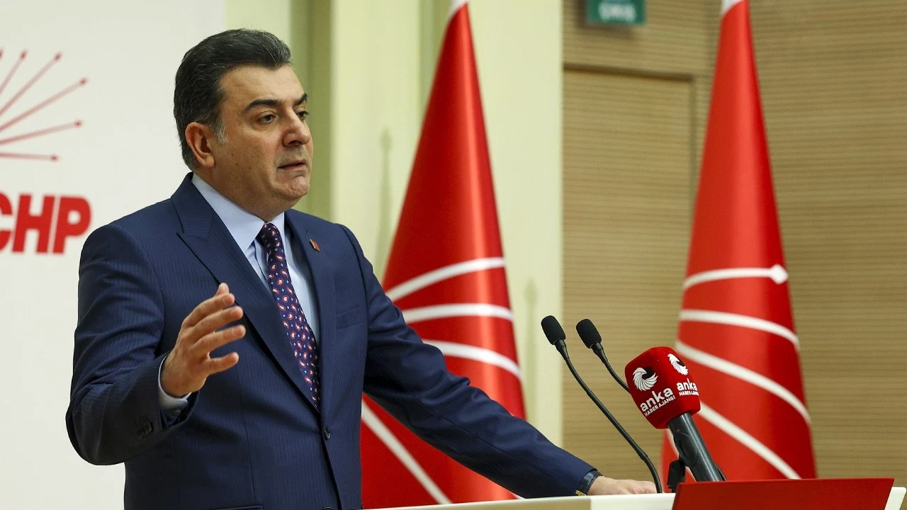 Zeynel Emre'den yeni parti açıklaması: Bugüne kadar hiçbir toplantımızda konuşmadık
