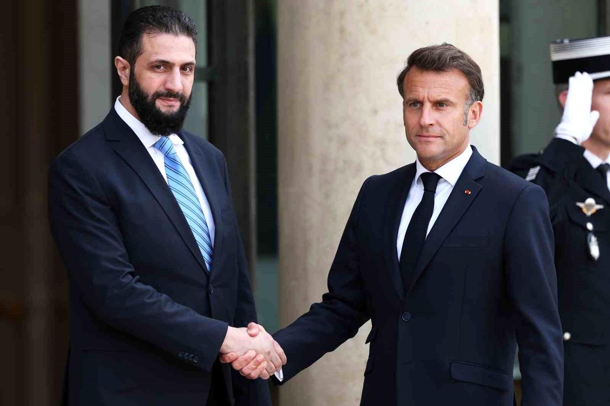 Macron Suriye'yi ziyaret edecek