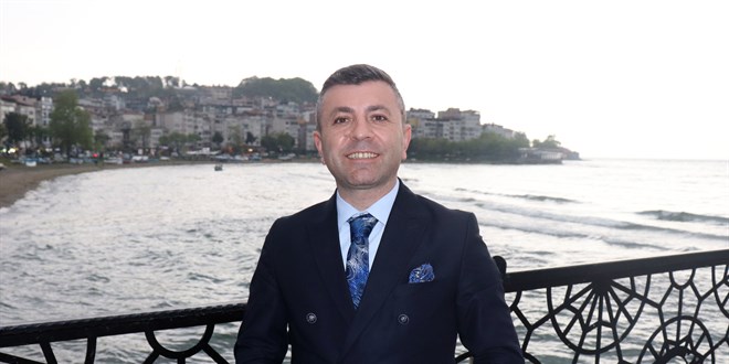 12 bin öğretmeni geride bıraktı: Muhammet öğretmen Avrupa'nın en iyisi