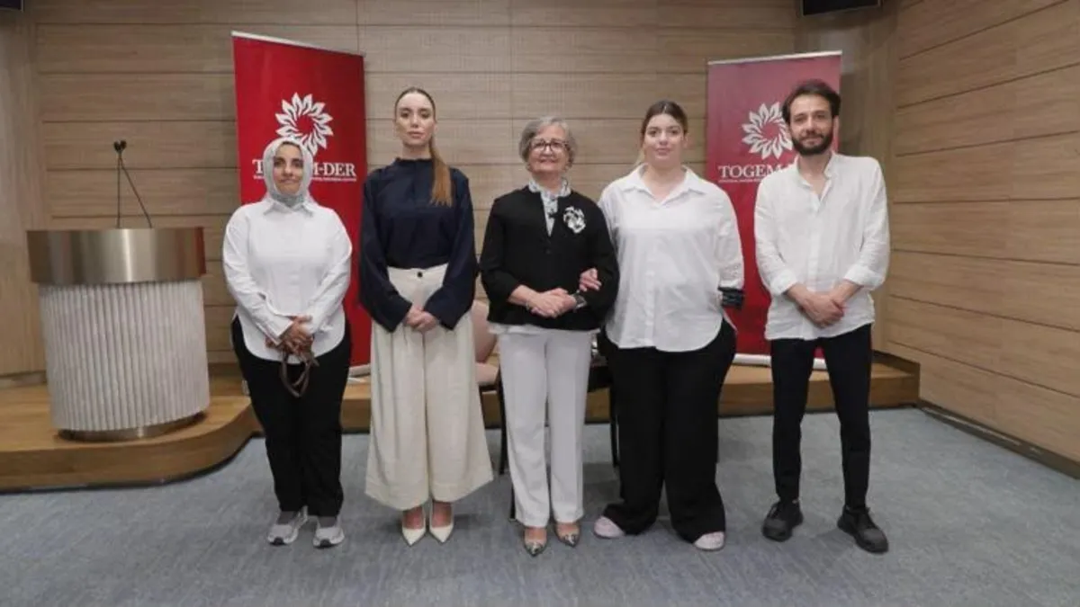 6 Şubat depreminde ampute edilen anne TOGEM-DER'in desteğiyle biyonik koluna kavuştu