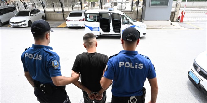 Interpol'ün aradığı firari uyuşturucu hükümlüsü Mersin'de yakalandı