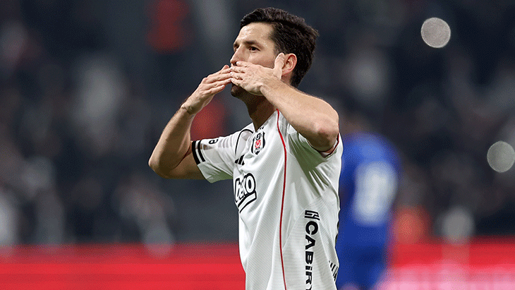 Beşiktaş, Salih Uçan'a resmen veda etti! 'Teşekkür Ederiz'