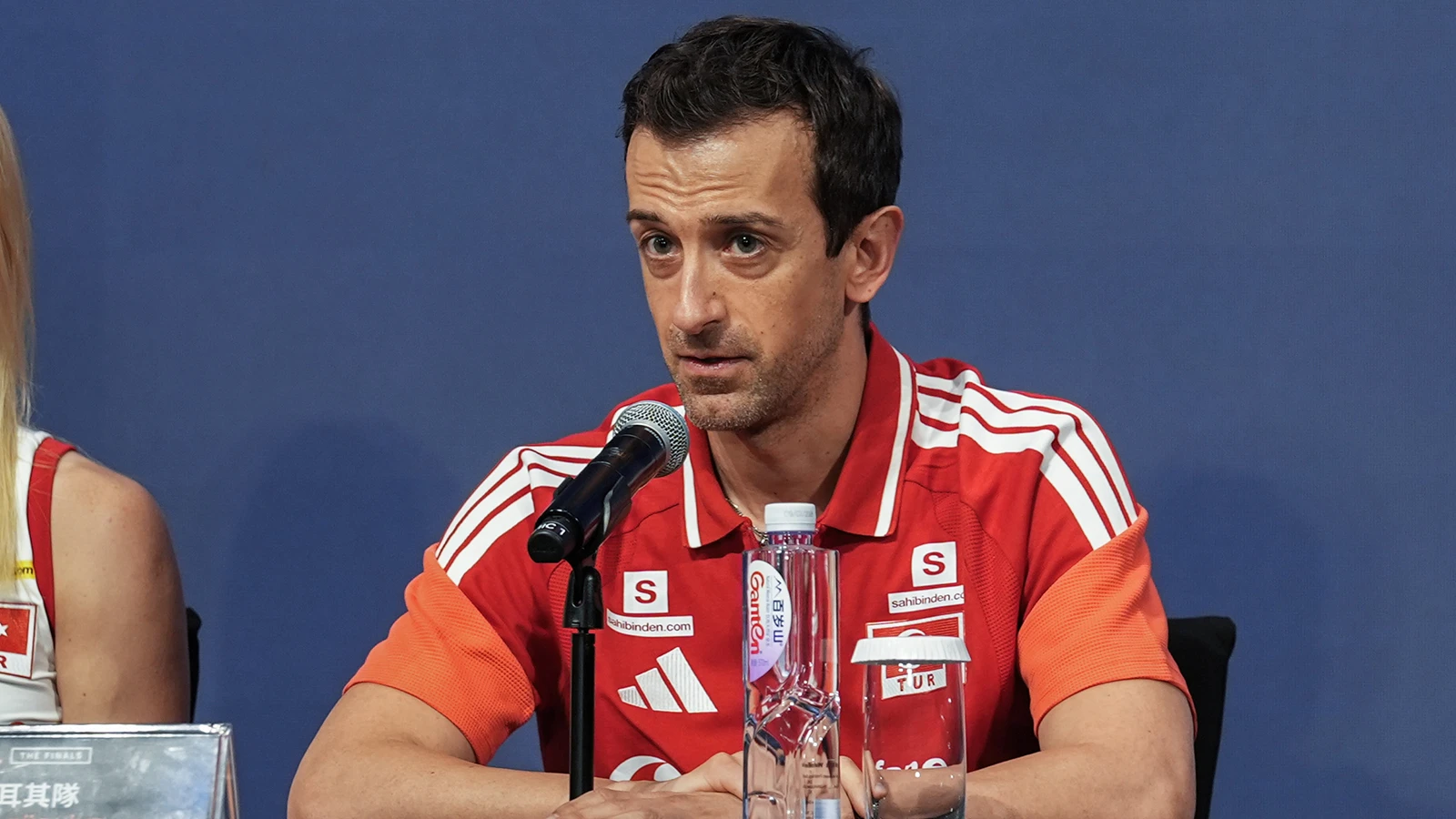 A Milli Kadın Voleybol Takımı Başantrenörü Daniele Santarelli: "Güç dengelerinin birbirine çok yakın olduğu, çok güzel bir çeyrek final bizi bekliyor"