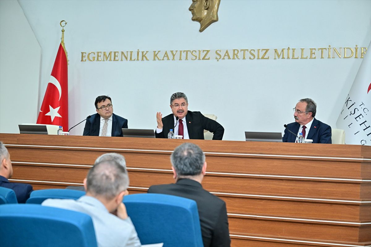 Eskişehir’de Sağlık Hizmetleri Değerlendirme Toplantısı Yapıldı