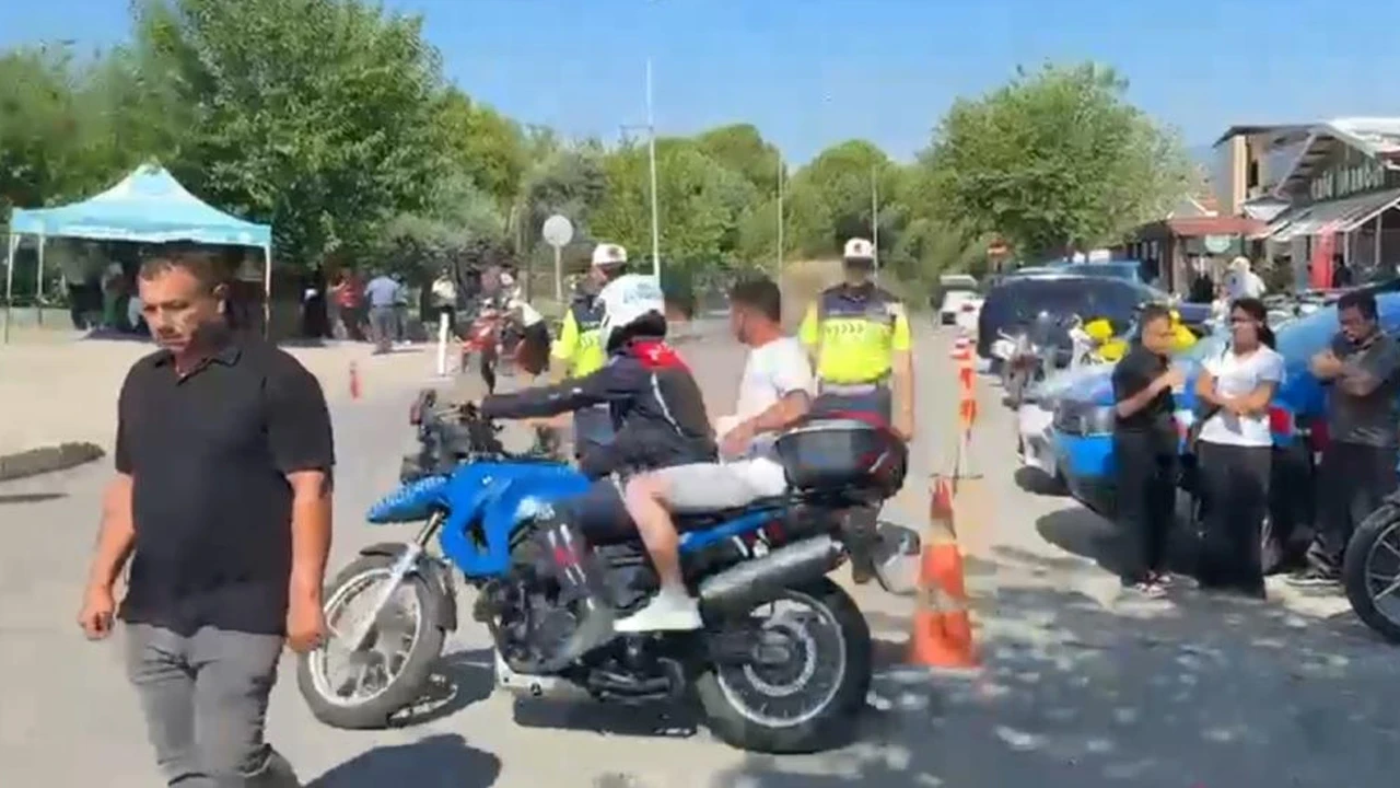 Nazilli’de sınav yerini karıştıran adayın imdadına Jandarma Motorize Timleri yetişti: 7 dakikada kampüse