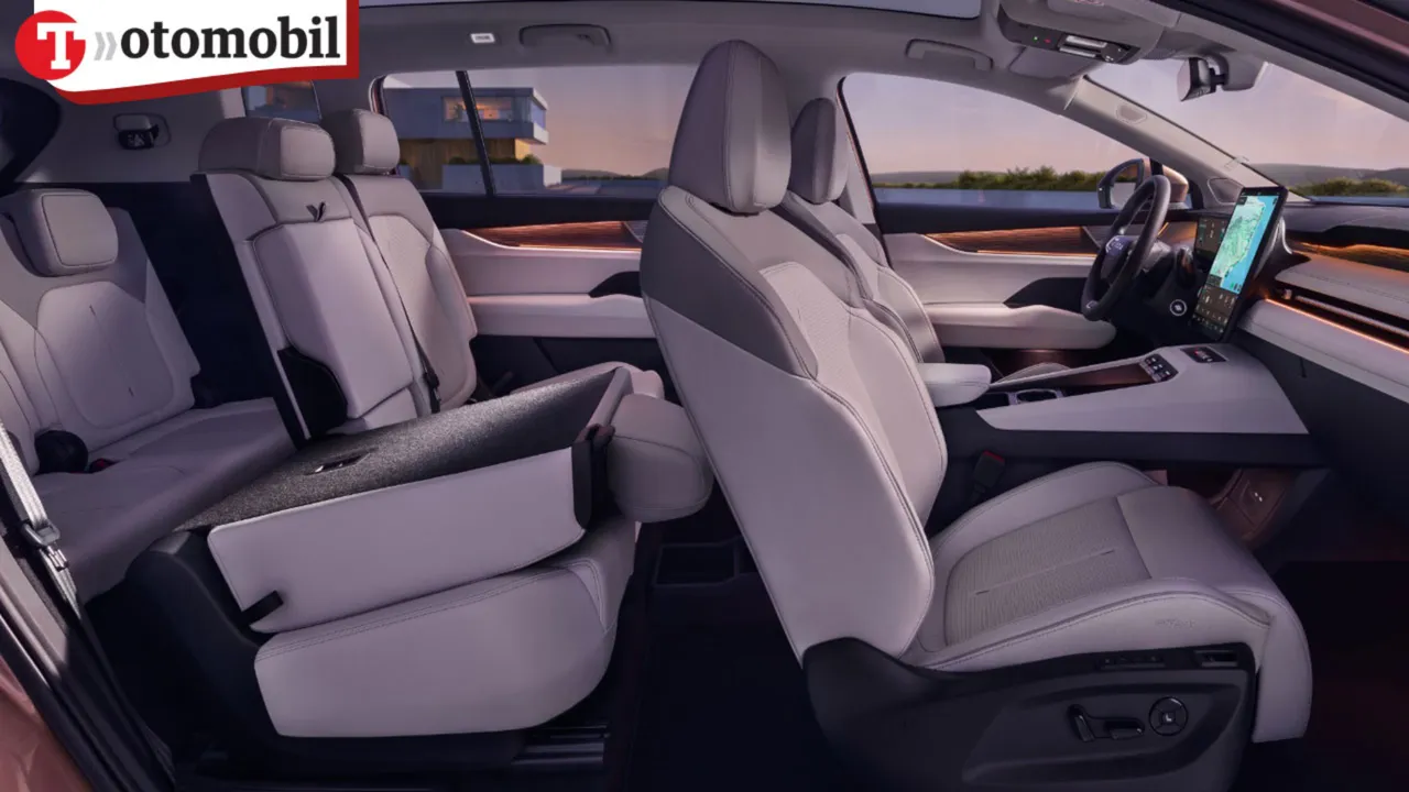 Üretilmiş en büyük Skoda: 640 km menzilli, 7 kişilik Skoda Peaq tanıtıldı