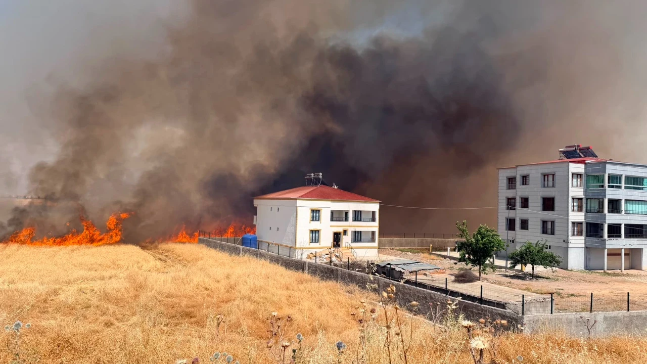 Diyarbakır'da korkutan yangın