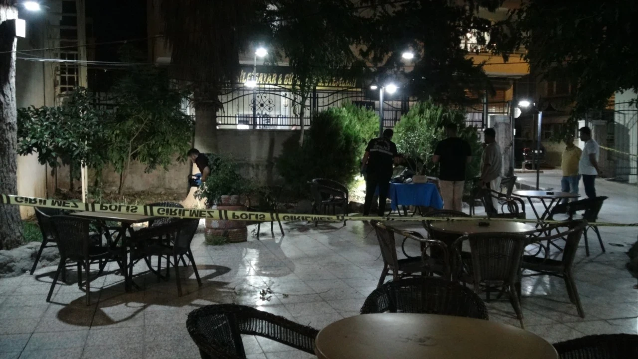 Boşanma aşamasındaki eşini silahla ağır yaraladı