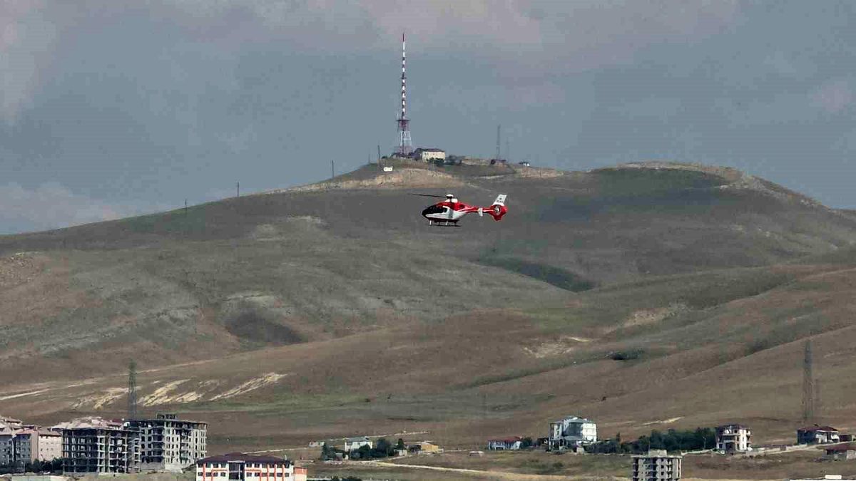 Ambulans helikopter kalp hastası için havalandı