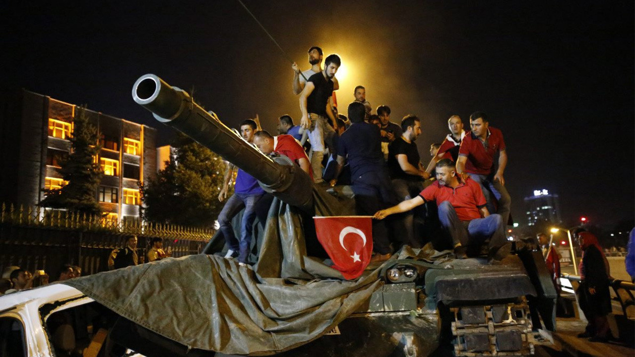 15 Temmuz'dan 10 yıl sonra FETÖ'nün Emniyet İmamı Alsancak'ın talimatları ortaya çıktı
