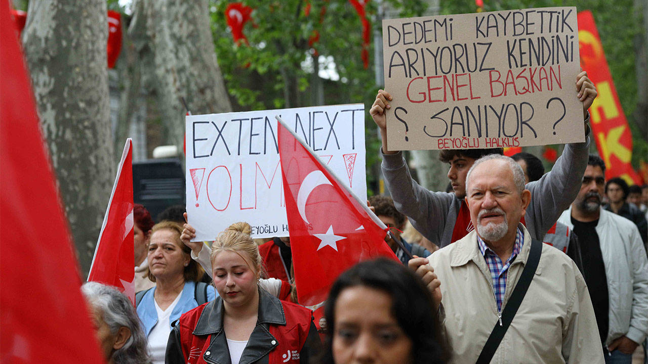 Kurultaydan kaçış planı: CHP’de ucu açık kurultay takvimi