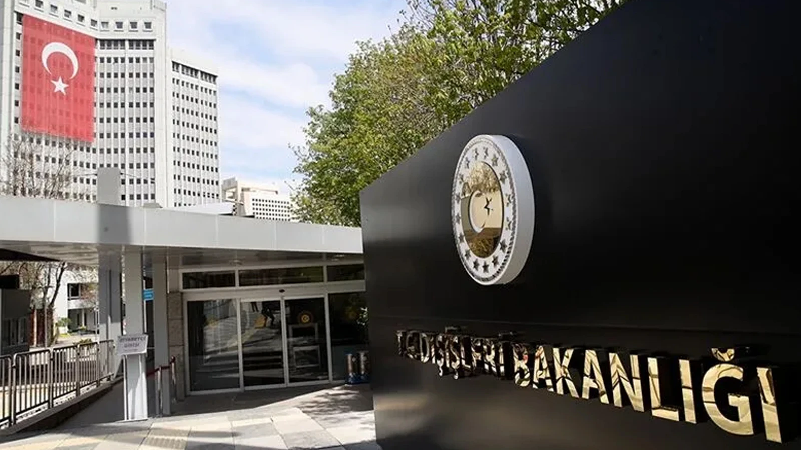 Dışişleri Bakanlığından Şam’daki bombalı saldırılara kınama