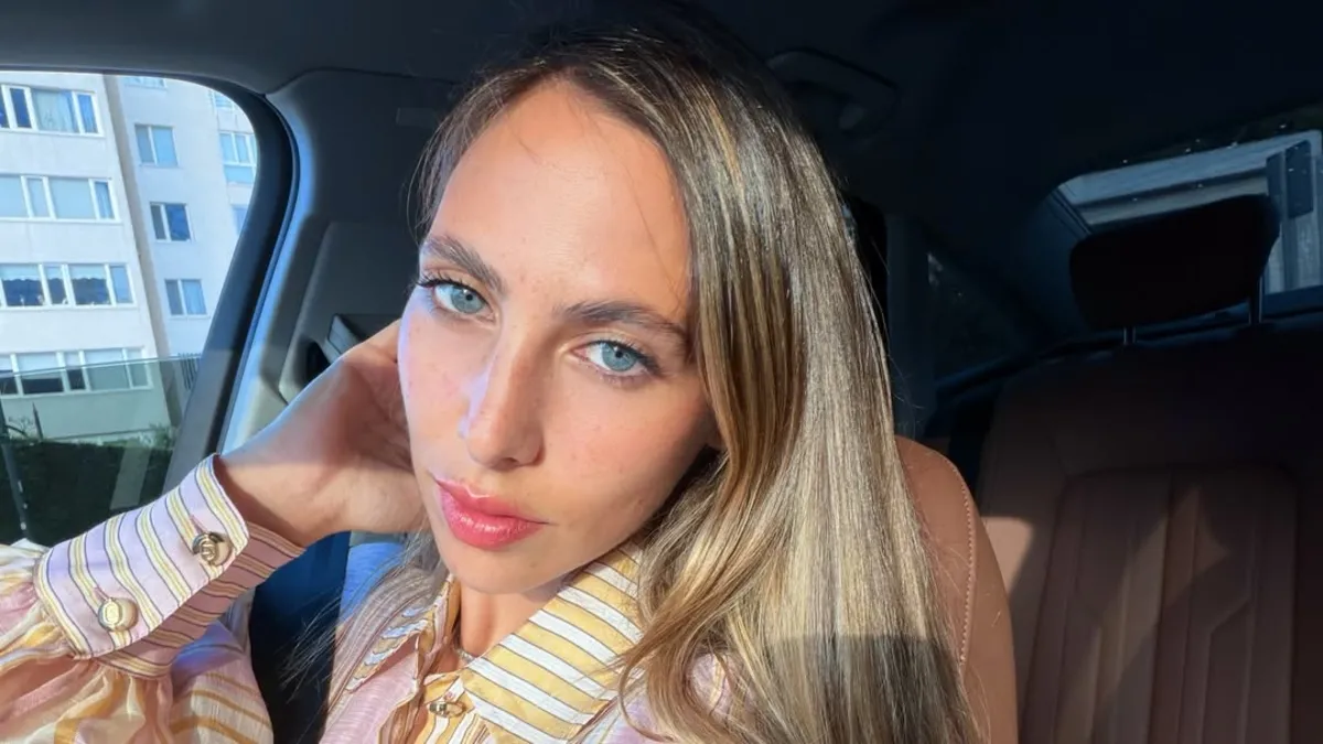 Zehra Çilingiroğlu’ndan kardeşi Kaya ile sıcacık kare!
