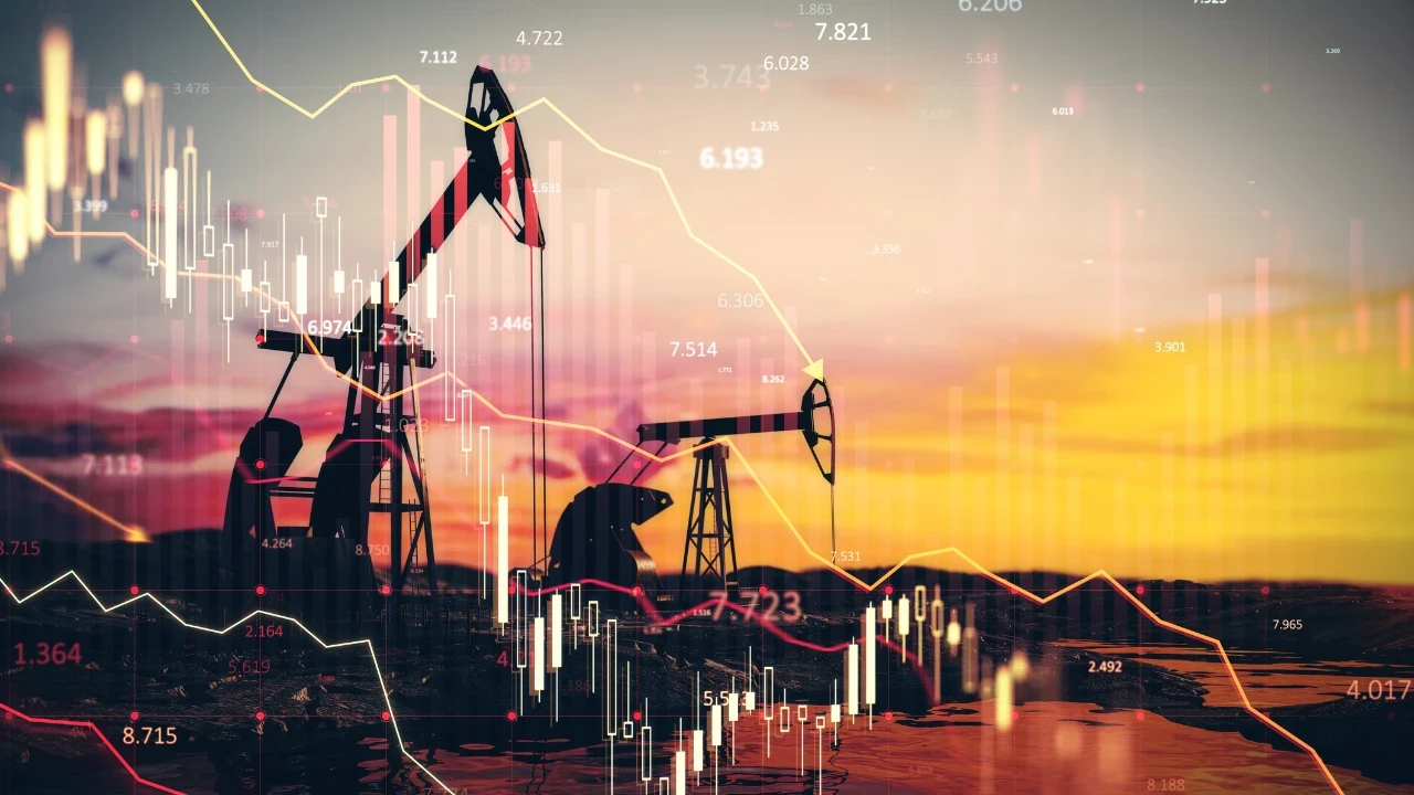 ABD'nin stratejik petrol rezervi 43 yılın en düşük seviyesinde