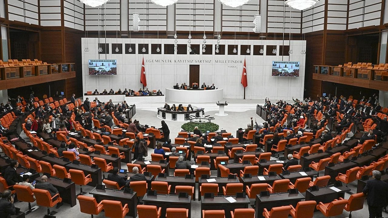 Ankara'da gündem yaratan iddia: Meclis'te 7'nci grup mu kuruluyor?