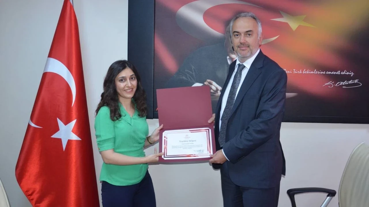 Ebenin dikkati bebeğin hayatını kurtardı