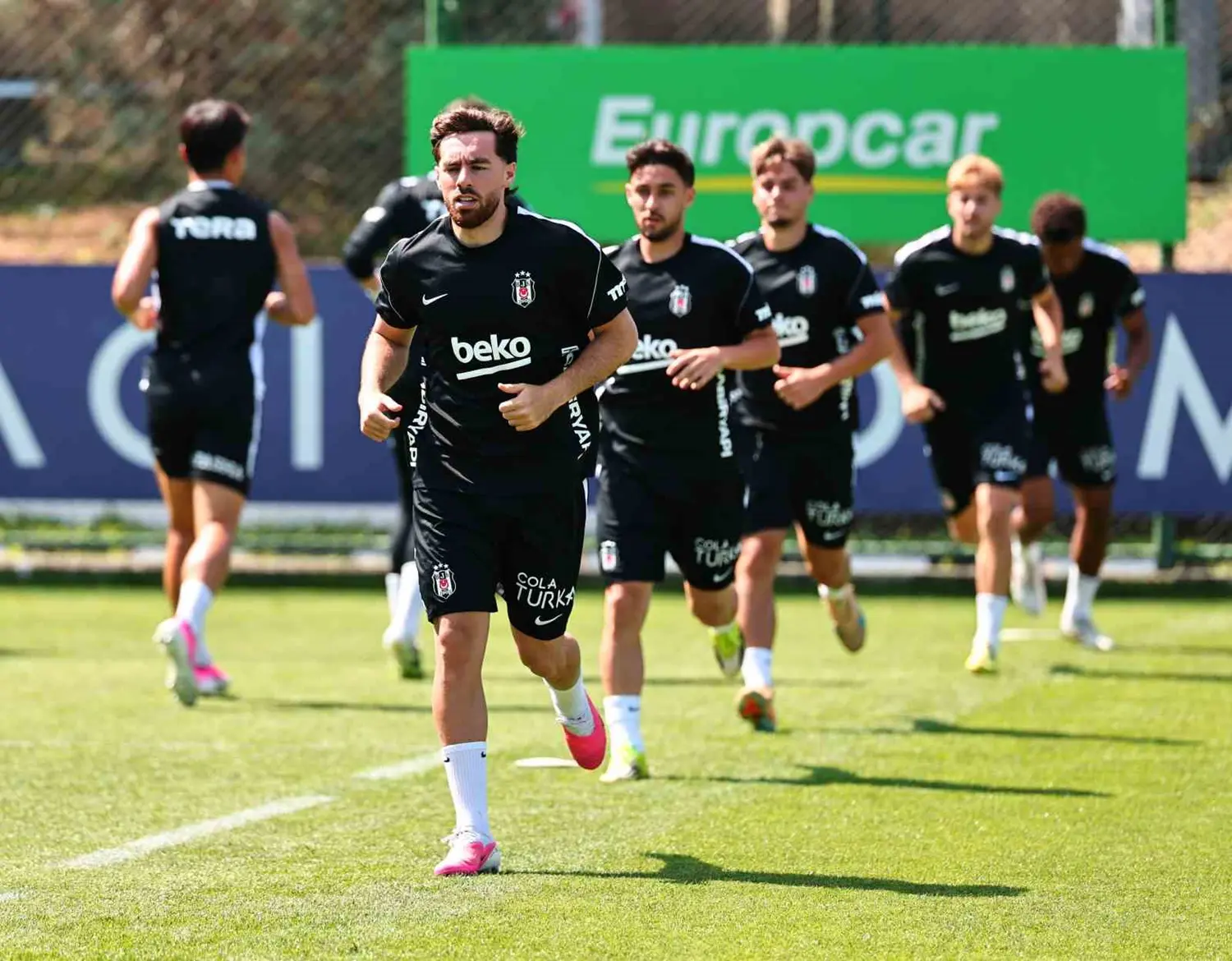 Beşiktaş, Midtjylland mesaisinde