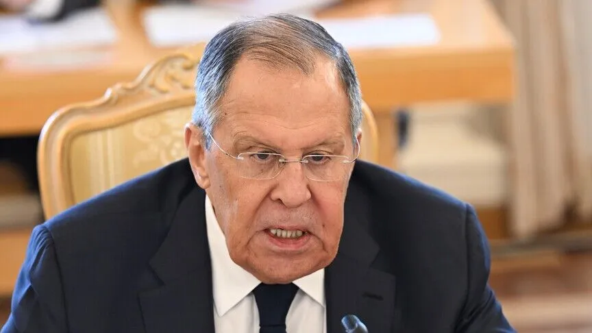 Rusya Dışişleri Bakanı Lavrov, ABD ile İran'a derhal ateşkes çağrısında bulundu