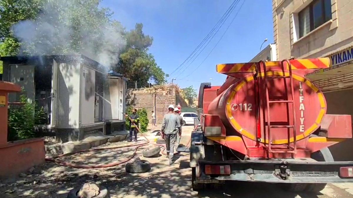 Viranşehir'de trafo yangını korkuttu