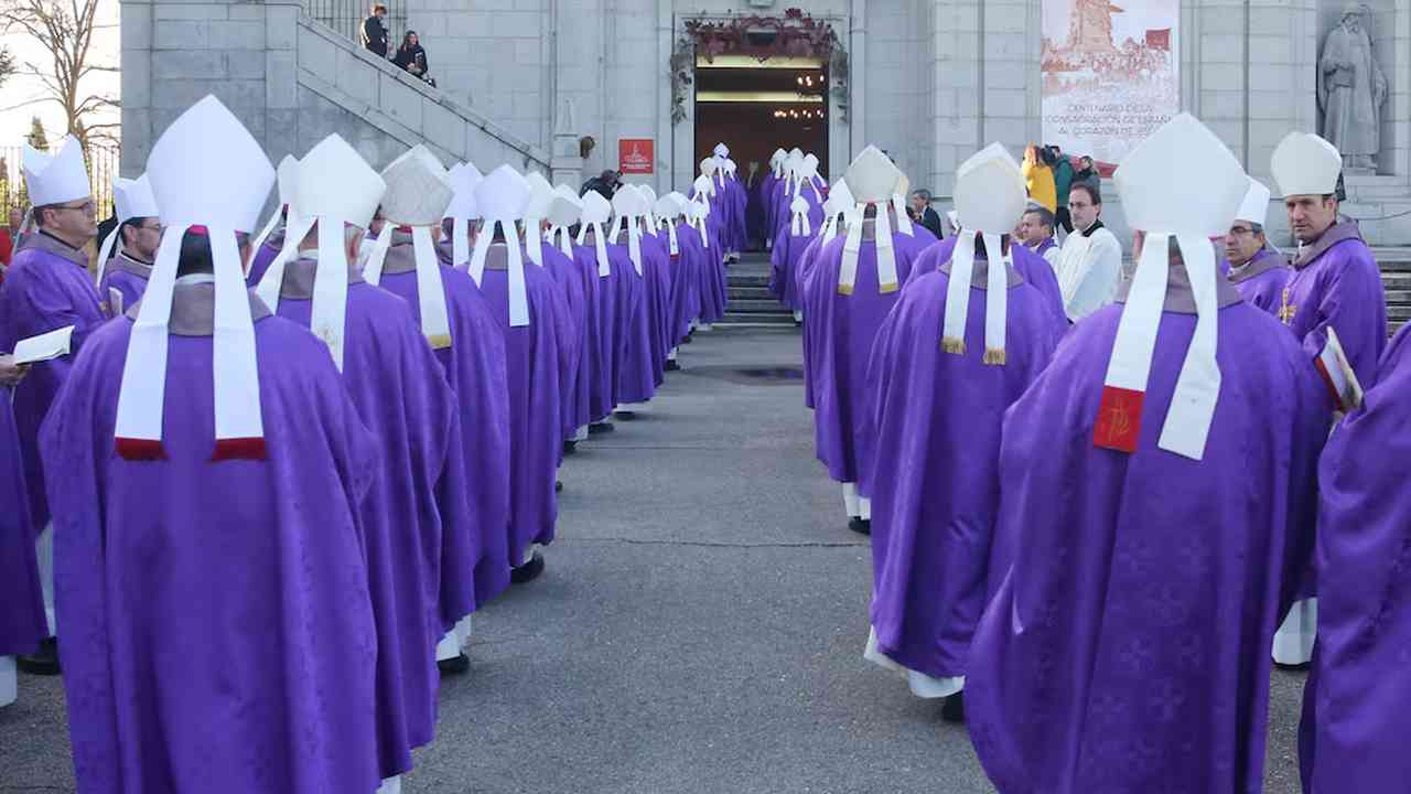 İspanya Kilisesi’nde istismar skandalı: 7 kardinal, 61 piskopos listede