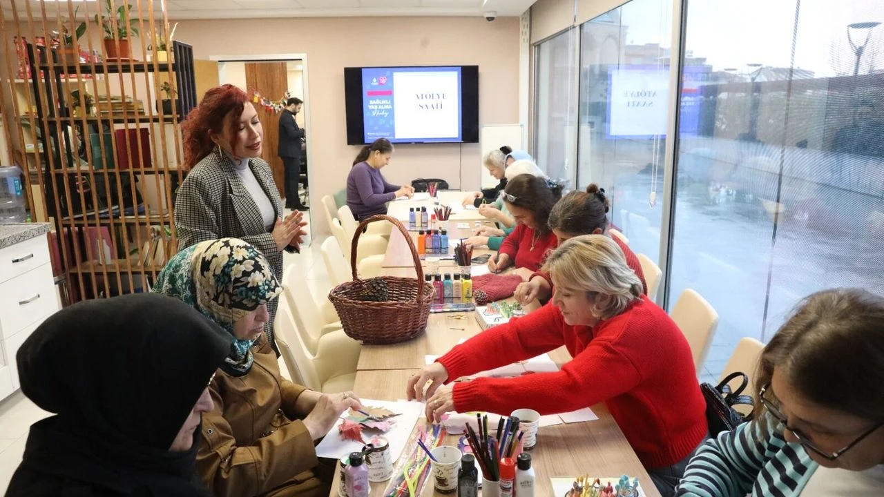 İBB Sosyal yaşamevi'nden 21 bine yakın İstanbulluya destek