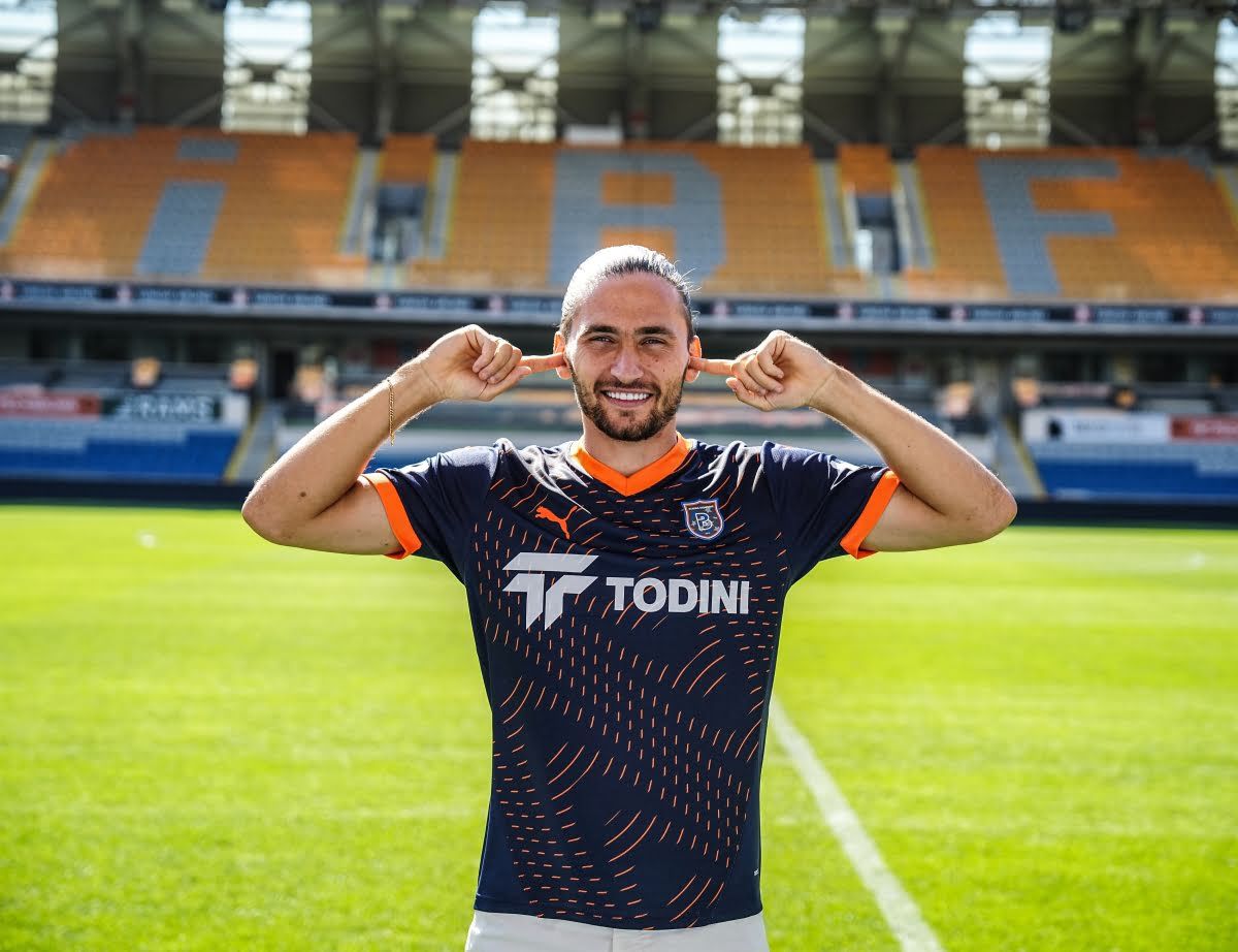 RAMS Başakşehir FK'da Miguel Crespo ile yollar ayrıldı