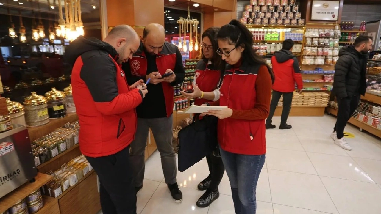 Gıda operasyonu: Kurallara uymayan işletmelere 3,4 milyonluk ceza yağdı!