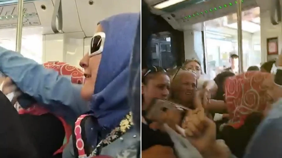 Eminönü tramvayında yer kavgası: Yolcular birbirine saldırdı