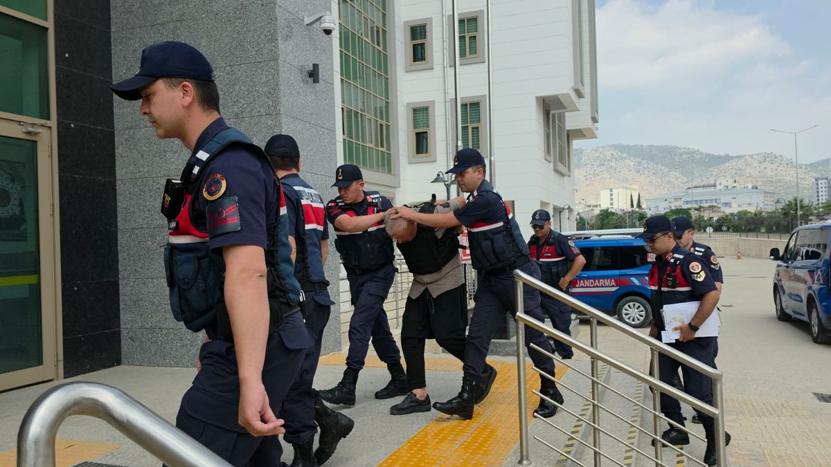 Kız Kaçırma Meselesi Yüzünden Baba-Oğul Av Tüfeğiyle Vurularak Öldürüldü