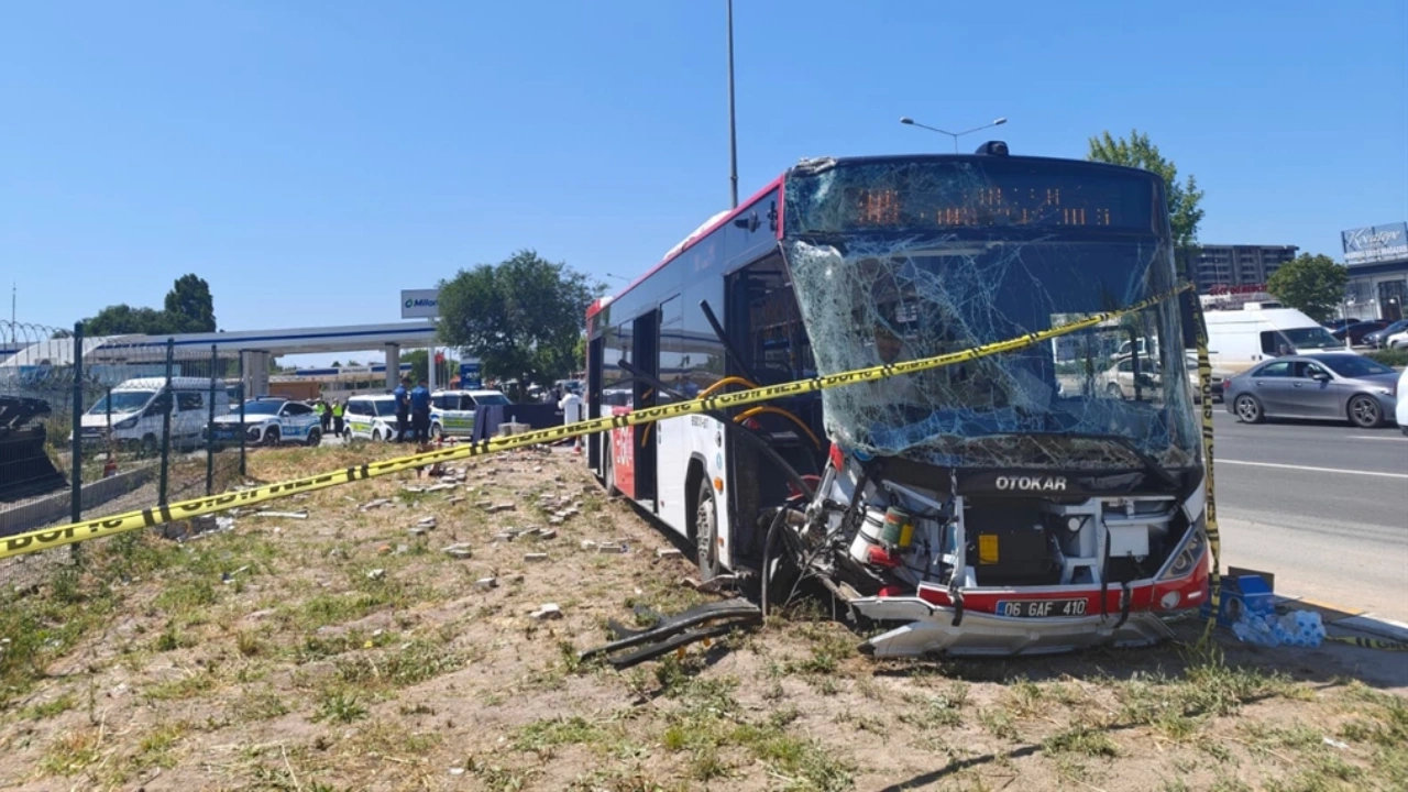 Ankara'da otobüs kazasında 1 kişi öldü, 9 kişi yaralandı: Sürücü tutuklandı