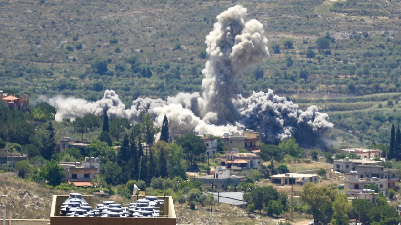İsrail'in vurduğu Lübnan'da can kaybı 3 bin 711'e yükseldi