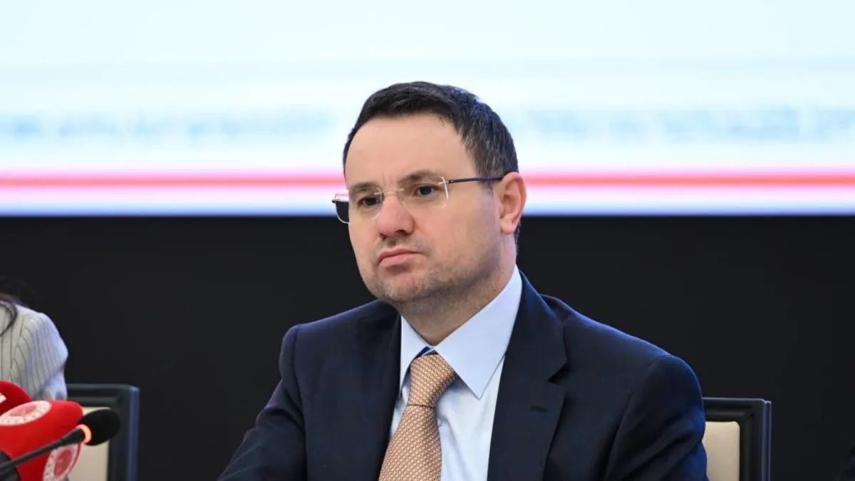 Bakan Gürlek tazminat davasından kazandığı 150 bin lirayı Türk Kızılay'a bağışladı