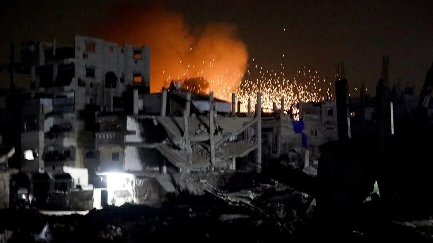İsrail'in Gazzeye yönelik saldırılarında 4 Filistinli yaralandı