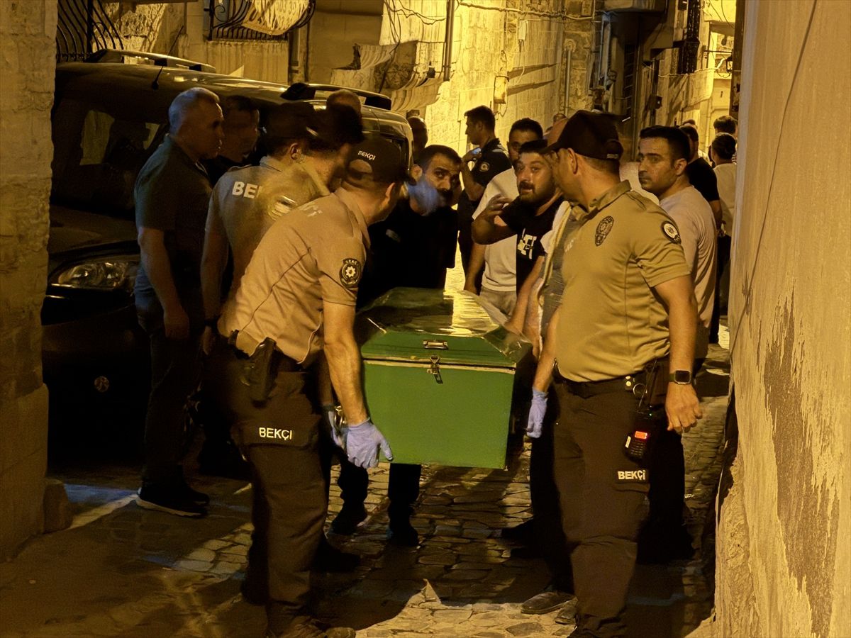Şanlıurfa'da bir kişi evinde ölü bulundu