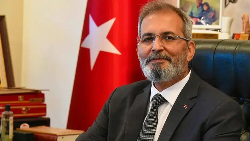 Eski belediye başkanına nitelikli dolandırıcılıktan 60 yıl hapis cezası