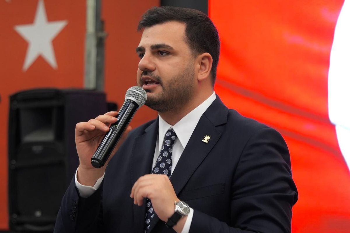 AK Parti Genel Sekreteri İnan'dan Milli Takım şarkısı eleştirilerine sert cevap