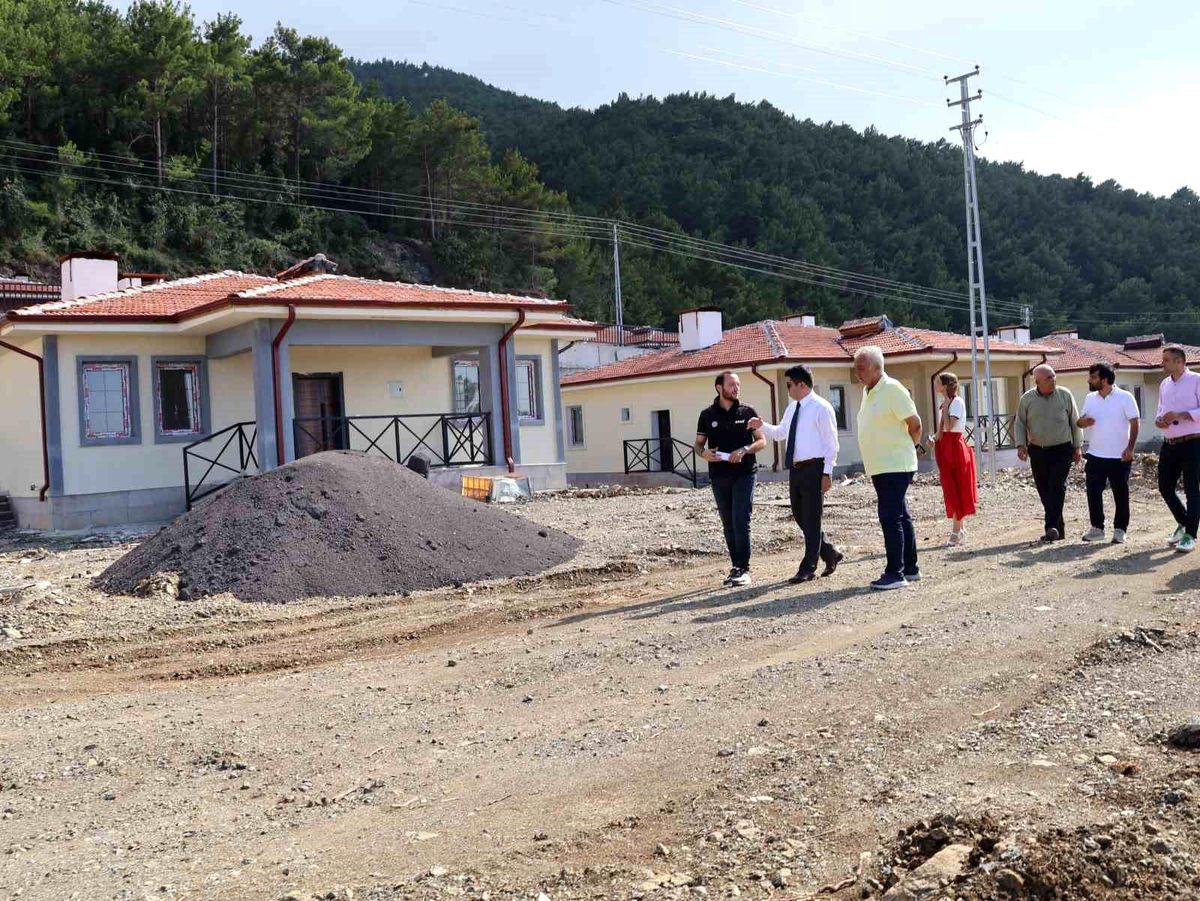 Işıklı Mahallesi'ndeki kırsal afet konutlarında sona gelindi