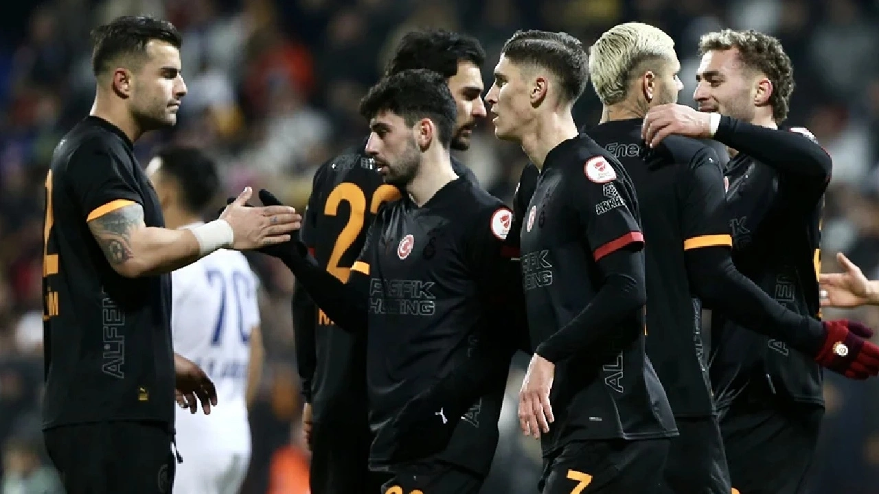 Galatasaray zar zor yolladı: Yeni takıma 6 dakikada şov yaptı