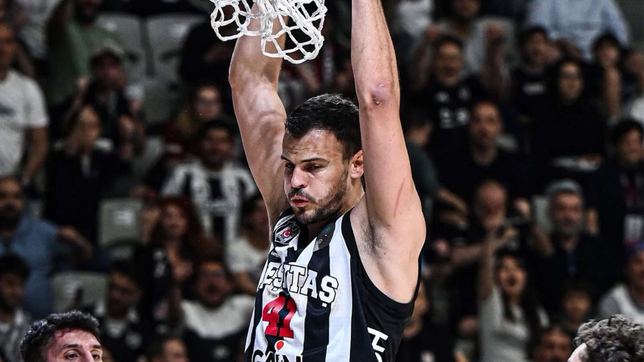Bıçak altına yattı! Beşiktaş’a Ante Zizic’e kötü haber!