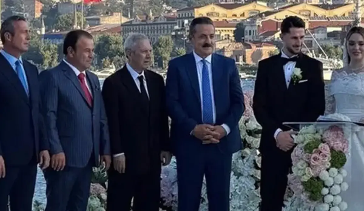 Ali Koç ve Aziz Yıldırım bir arada! İsmail Yüksek dünyaevine girdi...